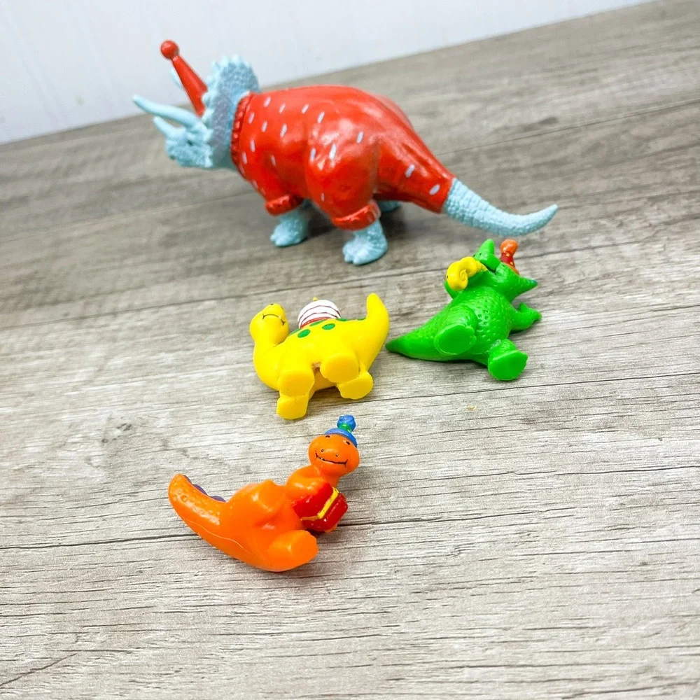Vintage Birthday Party Dinosaur Figurine Set Triceratops Cake Topper 4pc Toy